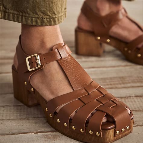 fisherman sandals for women